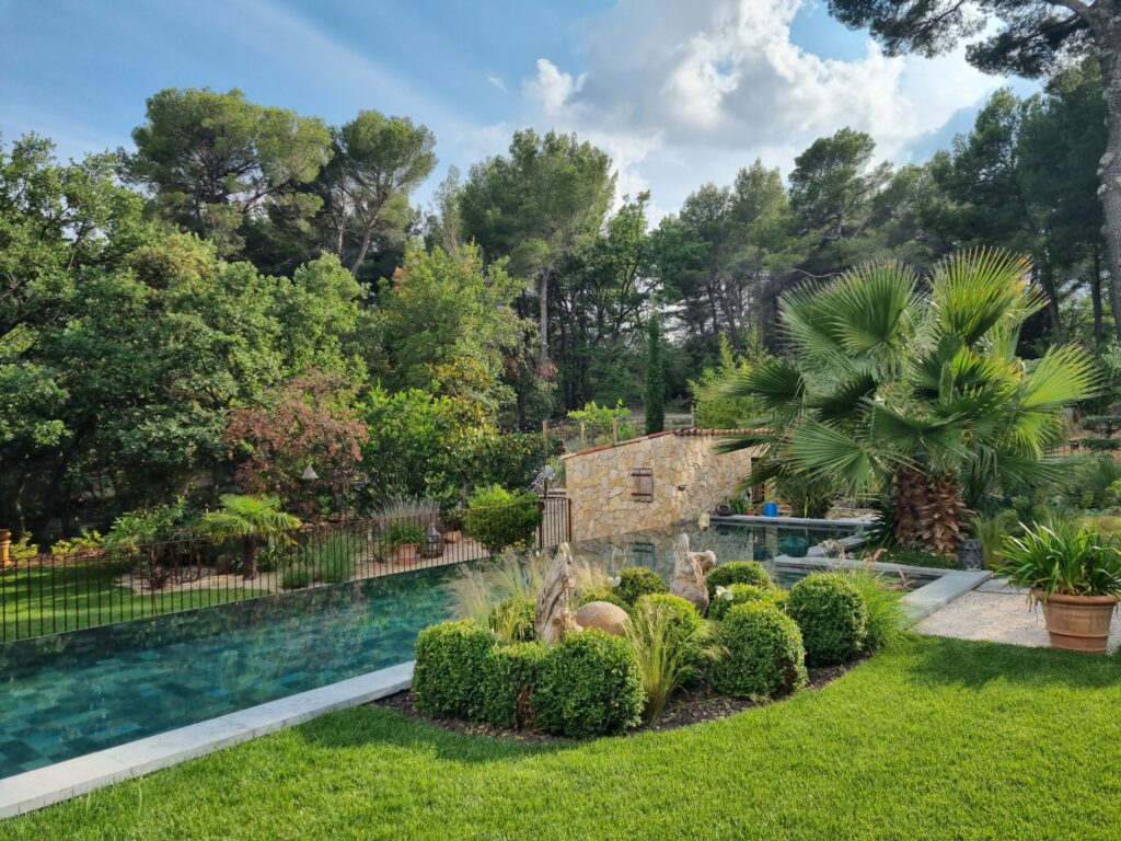Le Clos des Perles, Tourtour