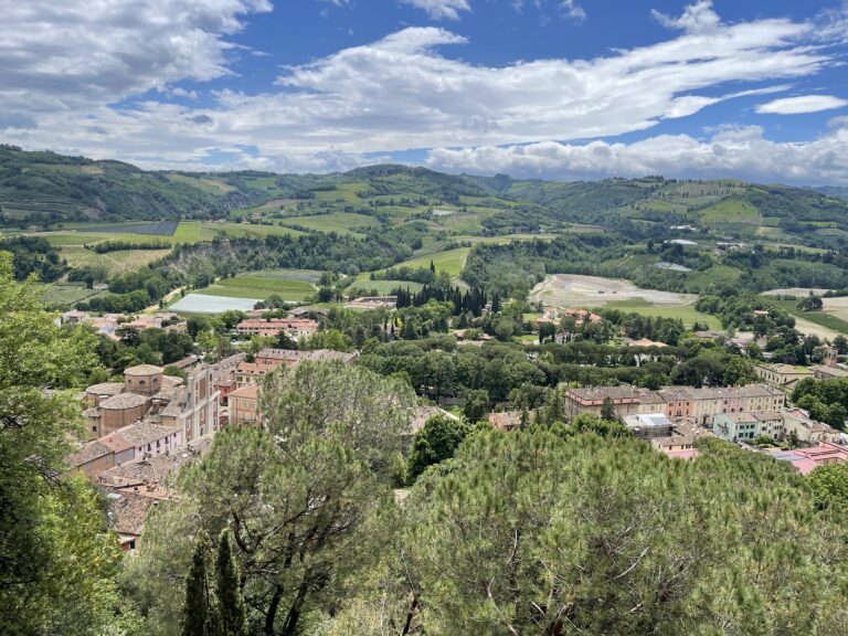 Blick auf die Landschaft der Emilia Romagna