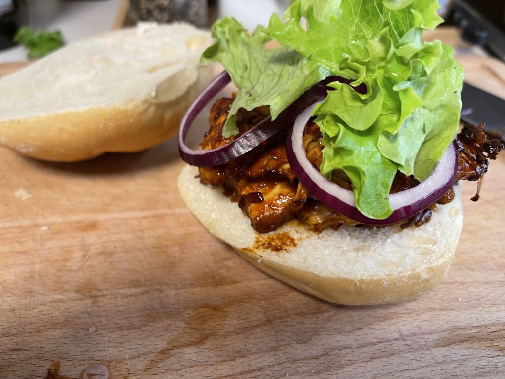 Pulled Jackfruit Burger